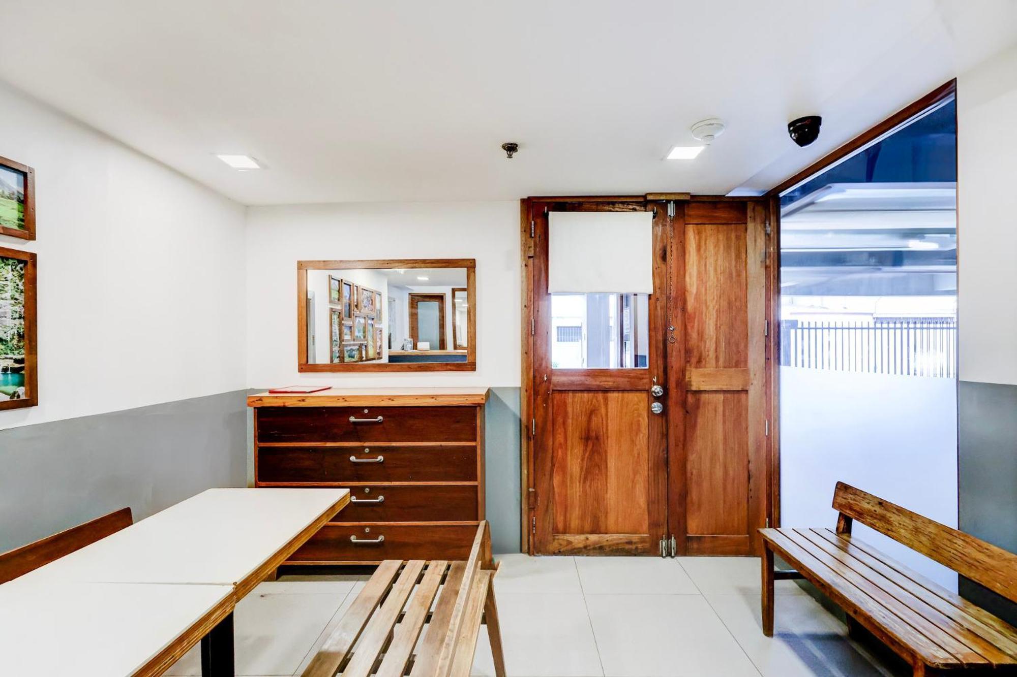 Collection O Brblock Boutique & Residences, Santa Cruz Olympia, Makati マカティ エクステリア 写真